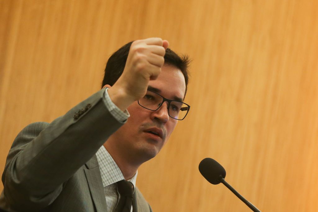 Brasília - O procurador Deltan Dallagnol participa da palestra Democracia, Corrupção e Justiça: diálogos para um país melhor, no Centro Universitário de Brasília (UniCEUB), campus Asa Norte
