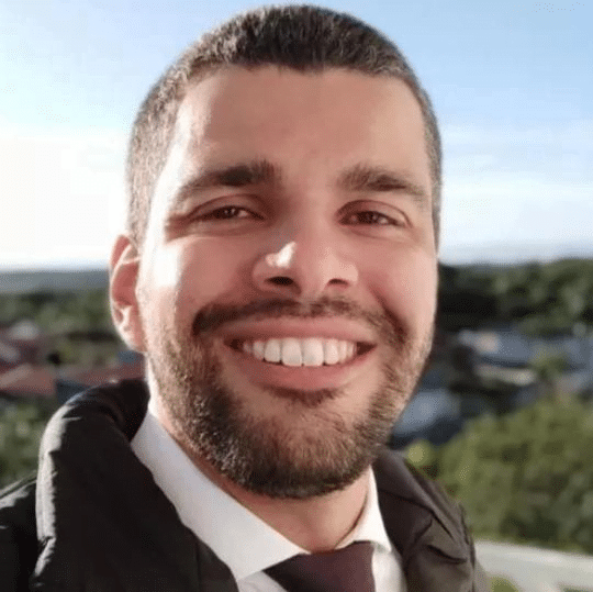 Rosto de Demétrius Oliveira Macedo. Foto retirada de uma rede social.