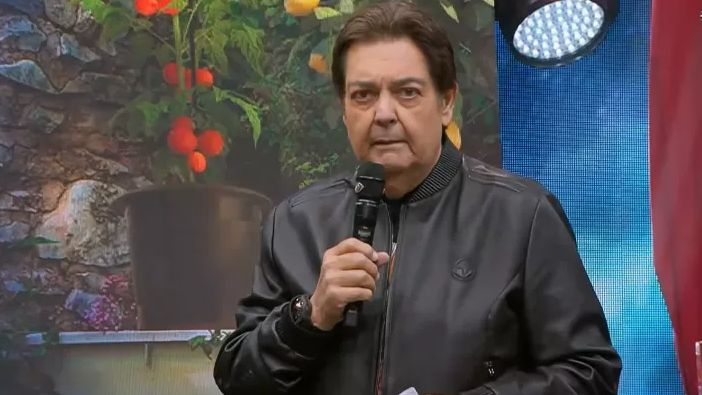 Apresentador Fausto Silva é internado novamente após transplante de coração