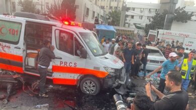 Ataque de Israel em Gaza causa mortes e feridos em comboio de ambulâncias