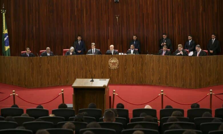 TSE condena Bolsonaro e Braga Netto à inelegibilidade por uso eleitoral do 7 de Setembro