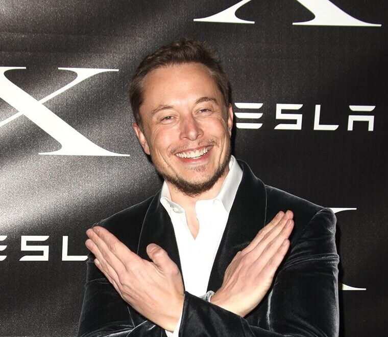 Rede social X agora é parte da xAI, empresa de IA de Musk