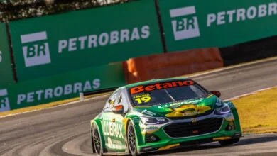 Pistola quebra no pit stop e tira vitória de Massa na sprint do Velocitta