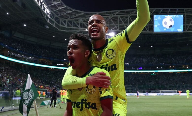 Palmeiras supera o Bahia e aproxima-se do topo da tabela no Brasileirão