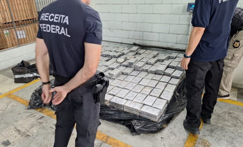 Receita Federal intercepta 380kg de cocaína no Porto de Santos
