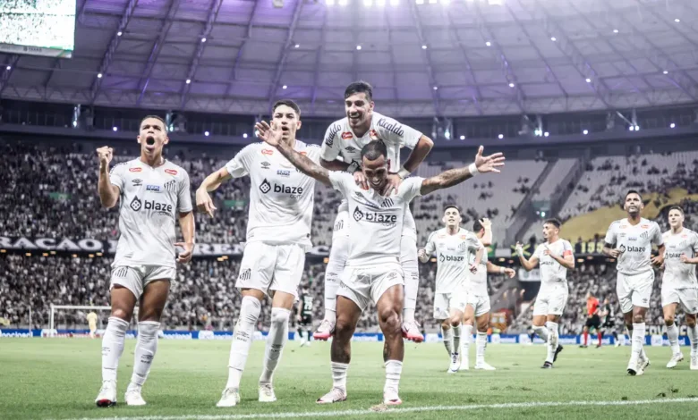 Santos vence Ceará e assume a liderança da série B do Campeonato Brasileiro