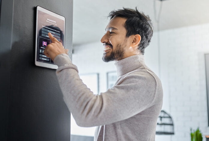 Como redes elétricas e casas inteligentes estão revolucionando a economia de energia