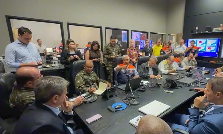 Governo paulista cria gabinete de crise para combater incêndios