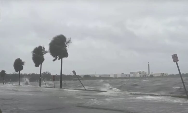 Furacão Helene atinge os Estados Unidos deixando ao menos 30 mortos