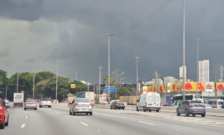Chuva coloca cidade de São Paulo em estado de atenção para alagamentos