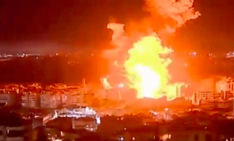 Israel ataca alvos militares no Irã e dois soldados são mortos