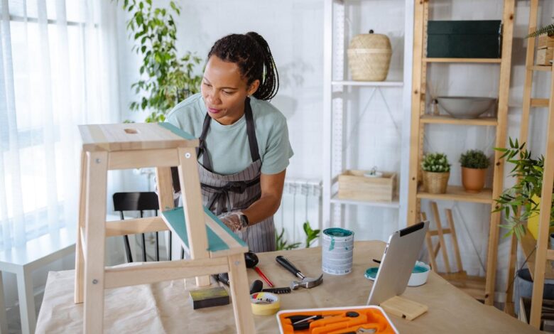 O que é upcycling e como usar na decoração e móveis?