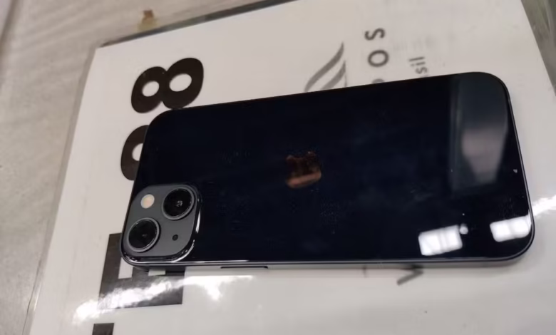 Receita Federal realiza leilão de iPhone a R$ 900; veja como participar