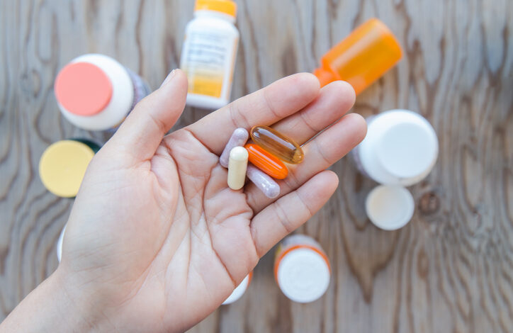 Suplemento alimentar: saiba quando é preciso tomar e como consumir de forma segura