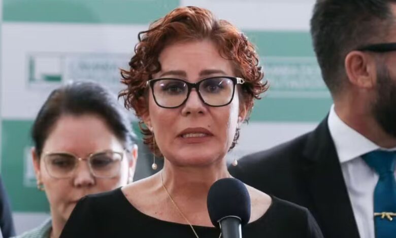 TRE-SP cassa diploma de Carla Zambelli e declara deputada inelegível por 8 anos