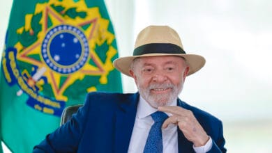 Lula promete reduzir custo de vida e tornar cesta básica mais acessível no Brasil