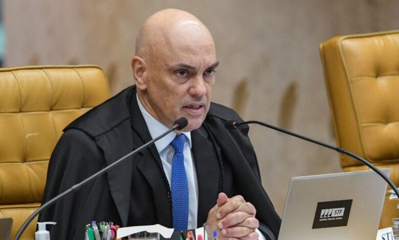 Moraes suspende rede social Rumble no Brasil por não cumprir exigências legais