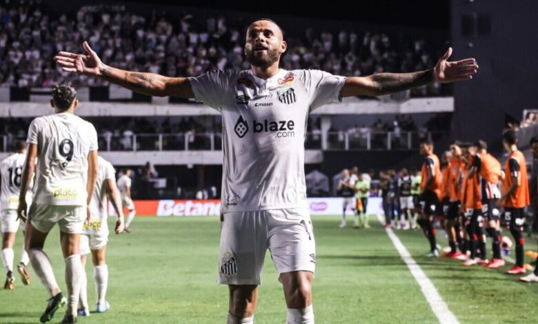 Santos vence São Paulo de virada e anima torcida para a reestreia de Neymar