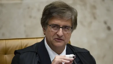 PGR se opõe ao pedido de Bolsonaro para afastar ministros Dino e Zanin de julgamento