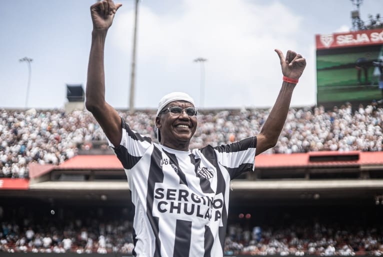 Serginho Chulapa é internado em Santos após mal-estar; exames descartam infarto