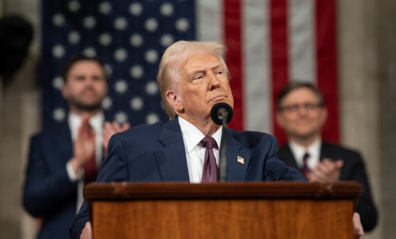 Trump emite ultimato ao Hamas: "liberte os reféns ou enfrente consequências severas"