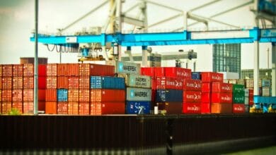 China reage a tarifas dos EUA e eleva impostos de importação para 84%