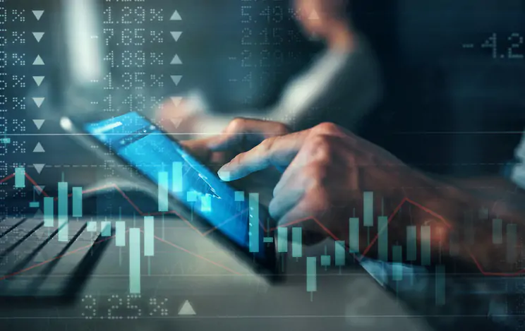 Do papel ao digital: como o core financeiro evolui do dinheiro físico às criptomoedas