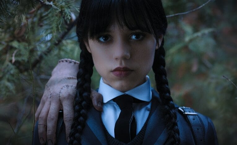 Netflix divulga pôster oficial da 2ª temporada de ‘Wandinha’ e antecipa teaser