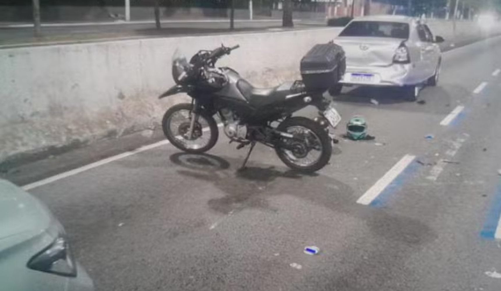 Motociclista de aplicativo contesta versão oficial sobre acidente fatal com passageira em SP