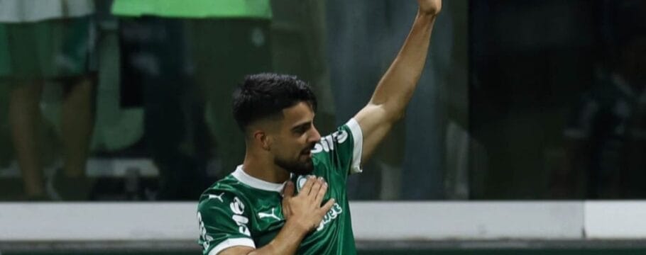 Estêvão brilha com dois gols, e Palmeiras avança às oitavas da Copa do Brasil