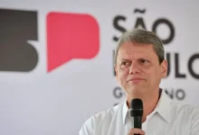 Alesp aprova aumento de 5% no salário de Tarcísio, vice e secretários em São Paulo