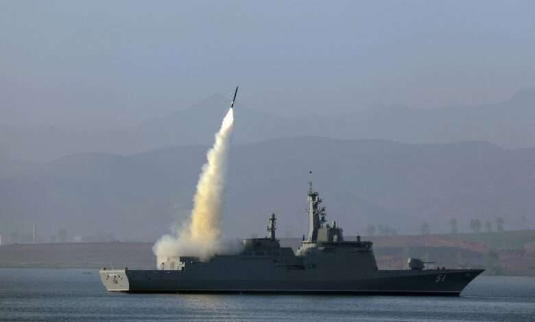 Coreia do Norte testa destróier Choe Hyon com mísseis supersônicos