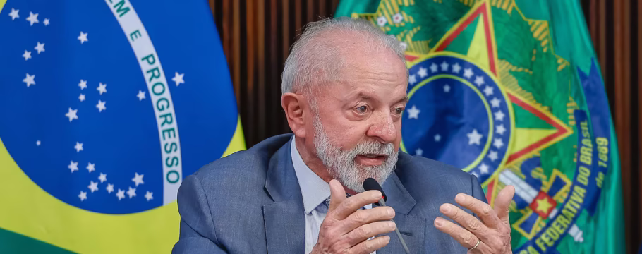 Fim da reeleição não impede Lula de disputar eleições em 2026