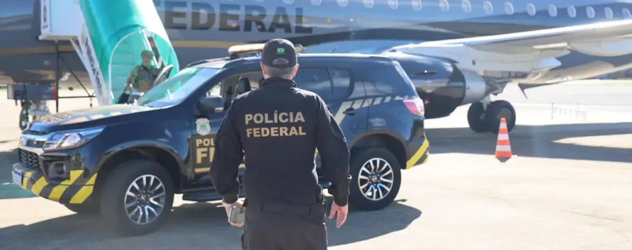 Líder do PCC, Tuta, é transferido da Bolívia para presídio de segurança máxima em Brasília