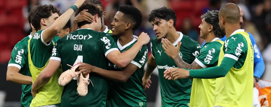 Palmeiras goleia Sporting Cristal por 6 a 0 e avança com 100% na Libertadores