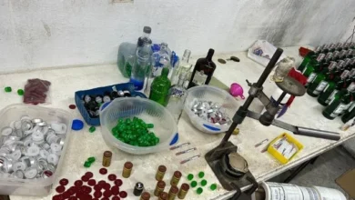 Polícia desmantela fábrica clandestina de destilados em Atibaia