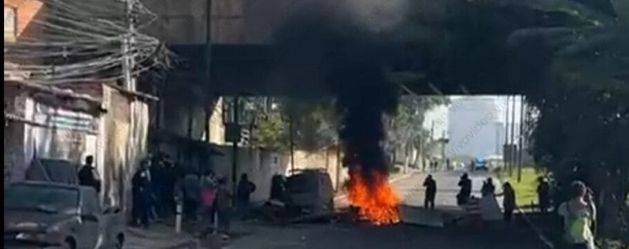 Protesto bloqueia Marginal Pinheiros e afeta circulação de trens em São Paulo