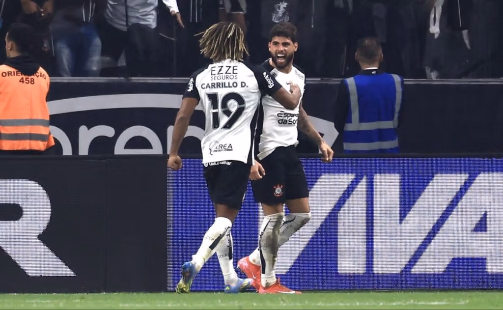 Yuri Alberto faz hat-trick, e Corinthians vira sobre o Internacional na Neo Química Arena