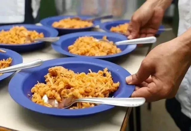 Merenda nas férias: SP garante almoço para alunos da rede estadual em julho