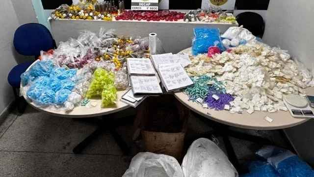 Tráfico no centro de SP: polícia prende cinco e apreende milhares de drogas