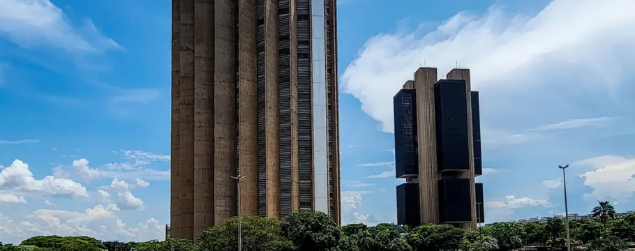 BC vai criar alternativa à poupança para financiar imóveis, diz Galípolo