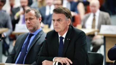 Bolsonaro nega plano de golpe e se desculpa em depoimento ao STF