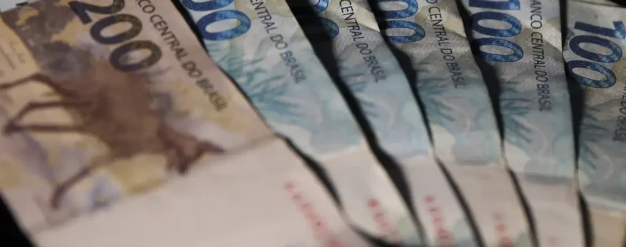 Entidades produtivas e sindicatos reprovam alta da Selic para 15%