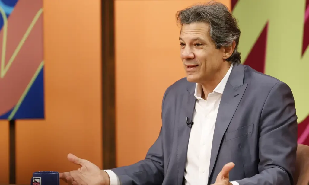 Haddad articula MP para suavizar IOF e elevar arrecadação com nova base tributária