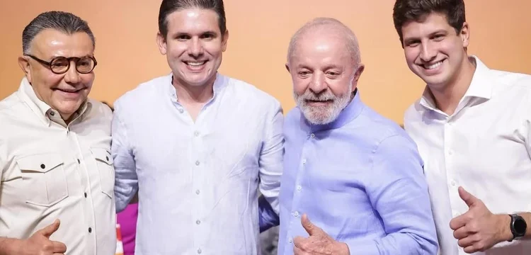 Lula elogia Hugo Motta e defende diálogo com o Congresso em meio à crise do IOF