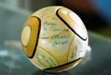 Moraes vota por condenação de réu que furtou bola autografada por Neymar
