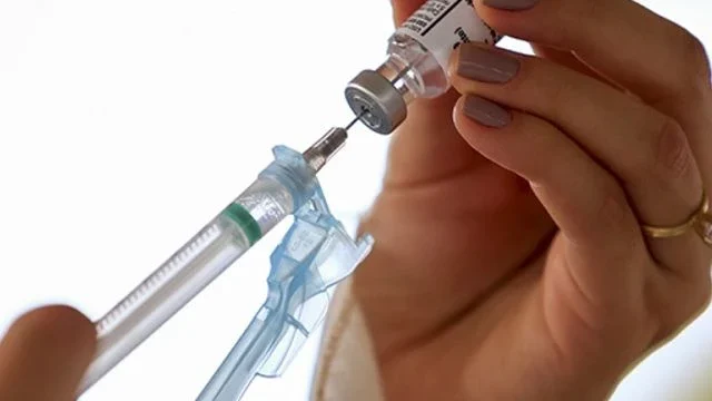 SP leva vacina contra a gripe a estações e terminais nesta segunda-feira (9)