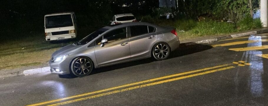 Homem é morto enquanto esperava pizza em Itapevi; criança de 8 anos também é baleada