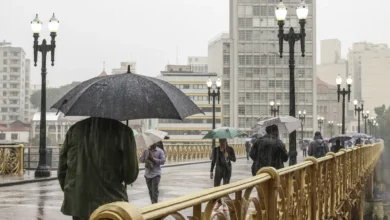 Semana começa com frio recorde e alerta de chuva em São Paulo