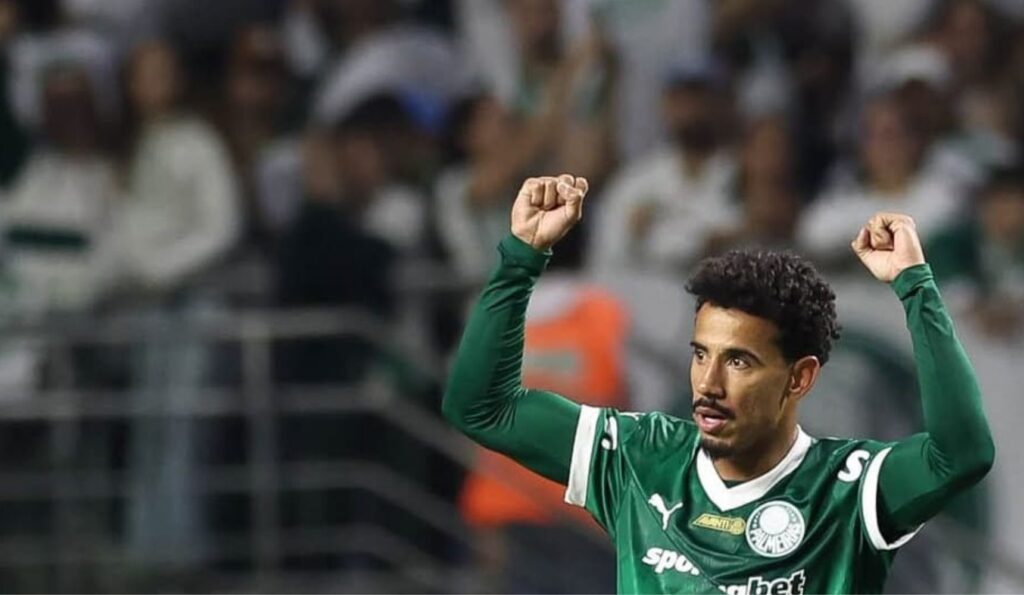 Palmeiras vence Atlético-MG por 3 a 2 em jogo marcado por gols de Hulk